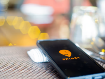 Foodtech company, Swiggy plans to increase its IPO size and raise Rs 5,000 crore via a fresh issue