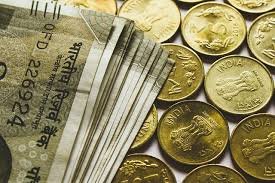 Indian rupee historic low against US dollar