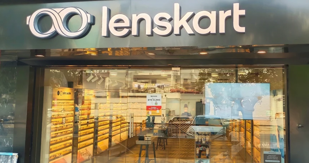 Lenskart Q4 revenue and FY2026 profit report showing 41% growth to ₹2,516 crore and profit of ₹530 crore.